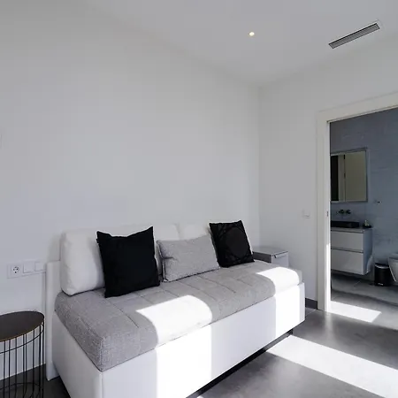 Villa Amazing With Terrace *