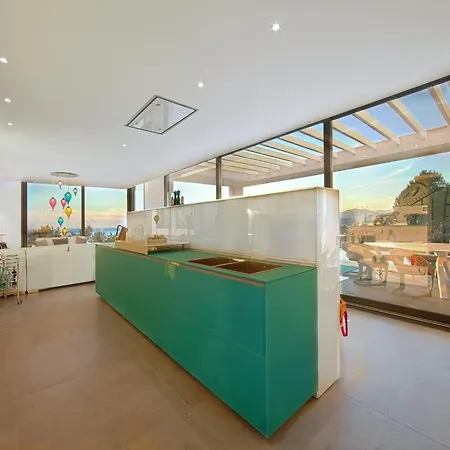 Villa Amazing With Terrace *