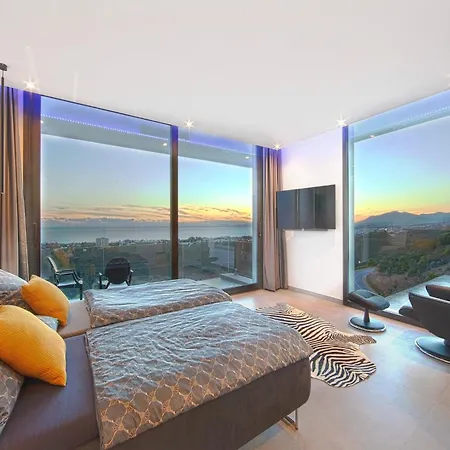 Amazing With Terrace Villa Marbella