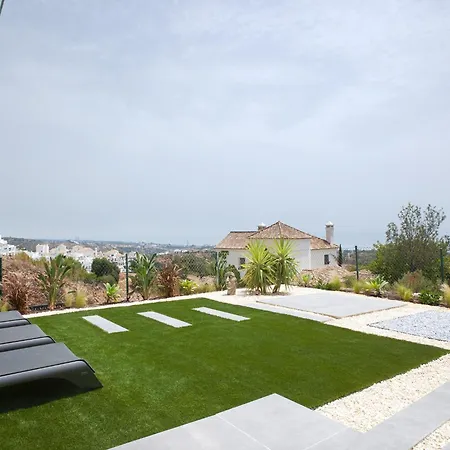 Amazing With Terrace Marbella